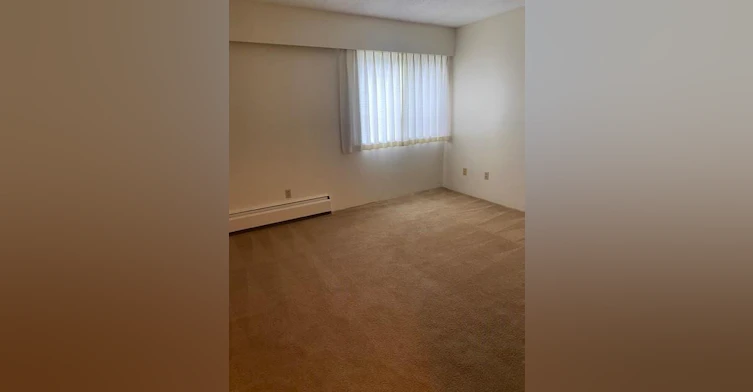 6420 Buswell Street, Richmond, BC, V6Y 2G3 - 4