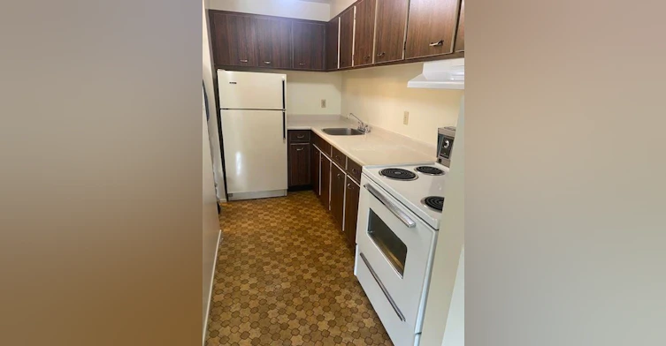 6420 Buswell Street, Richmond, BC, V6Y 2G3 - 7