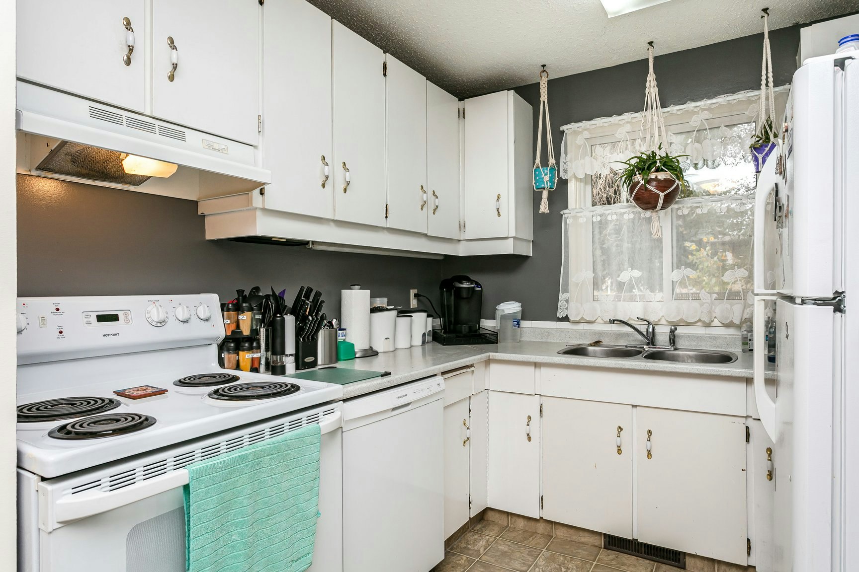 11736 139 Avenue, Edmonton, AB, T5X 3P2 - 7