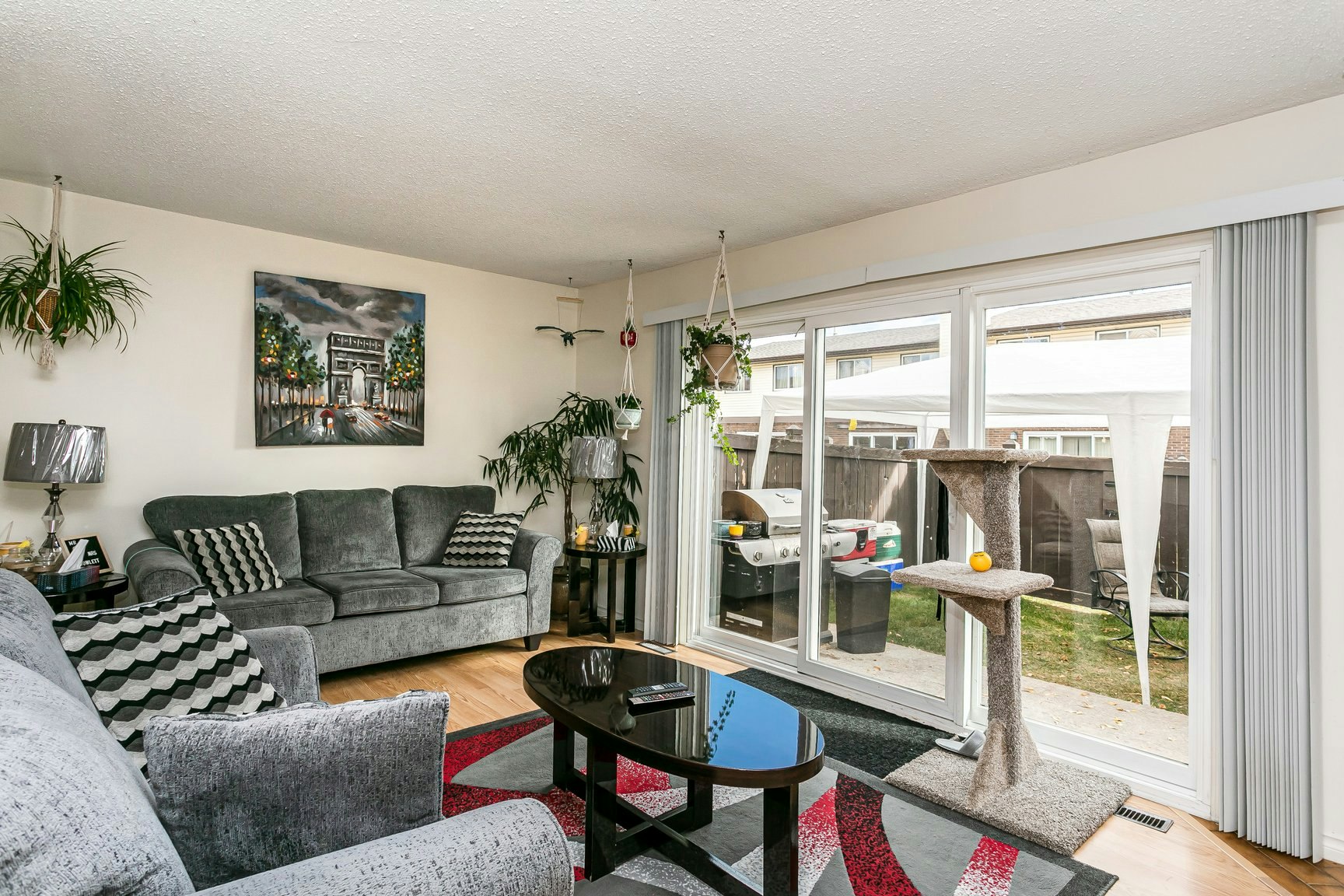 11736 139 Avenue, Edmonton, AB, T5X 3P2 - 4