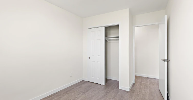 101 Driftwood Avenue, Toronto, ON, M3N 2M9 - 6