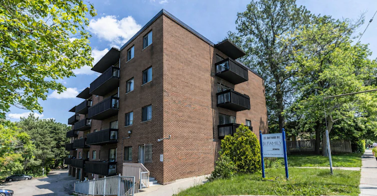 101 Driftwood Avenue, Toronto, ON, M3N 2M9 - 8