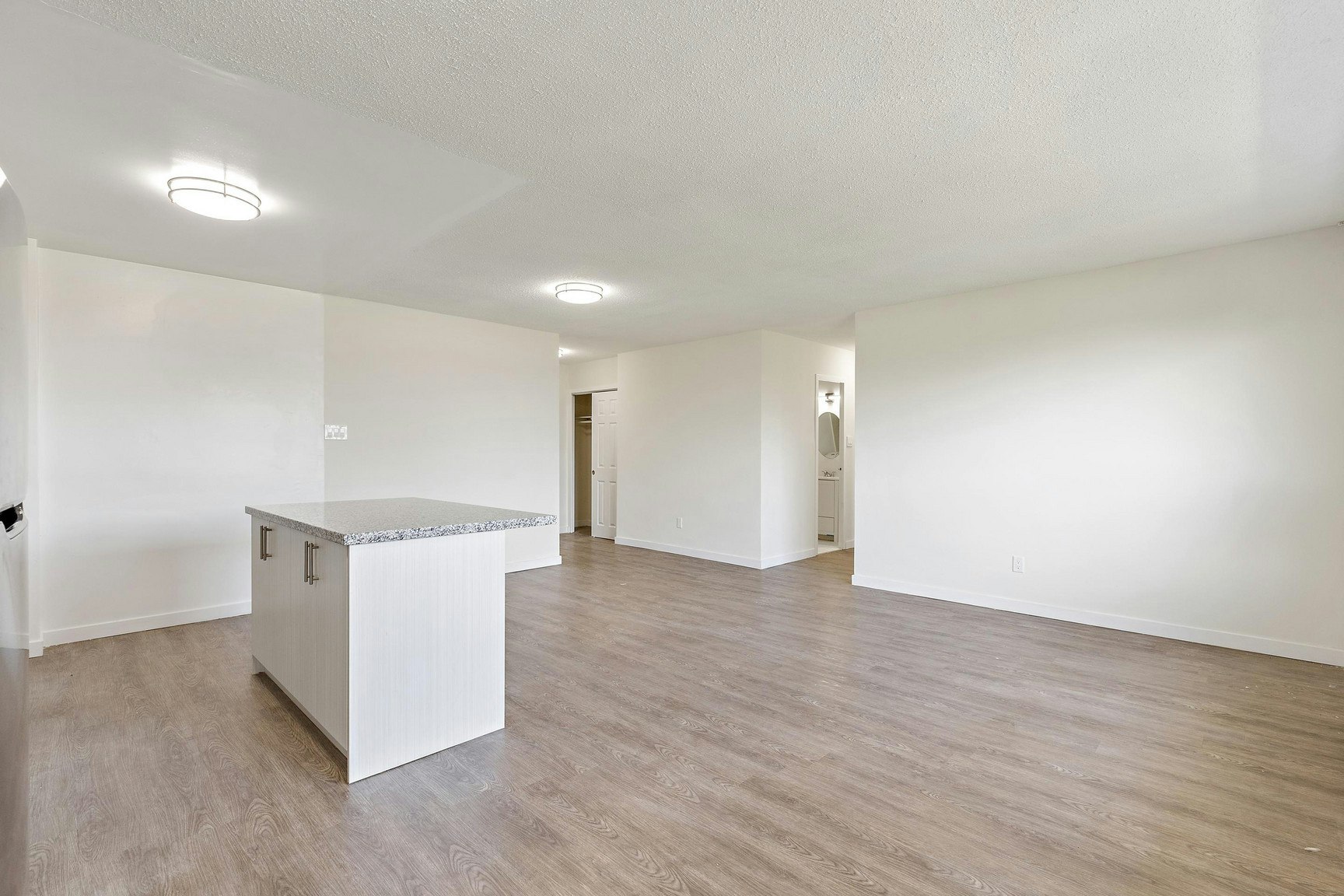 101 Driftwood Avenue, Toronto, ON, M3N 2M9 - 2