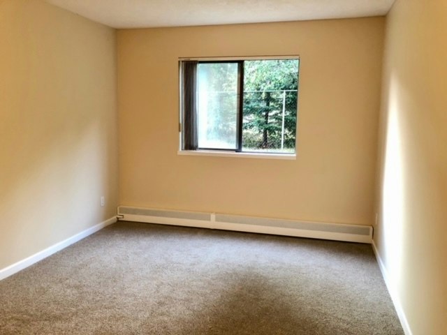 110-885 Craigflower, Esquimalt, BC, V9A 2X4 - 8