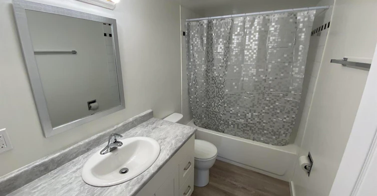 214-885 Craigflower, Esquimalt, BC, V9A 2X4 - 2