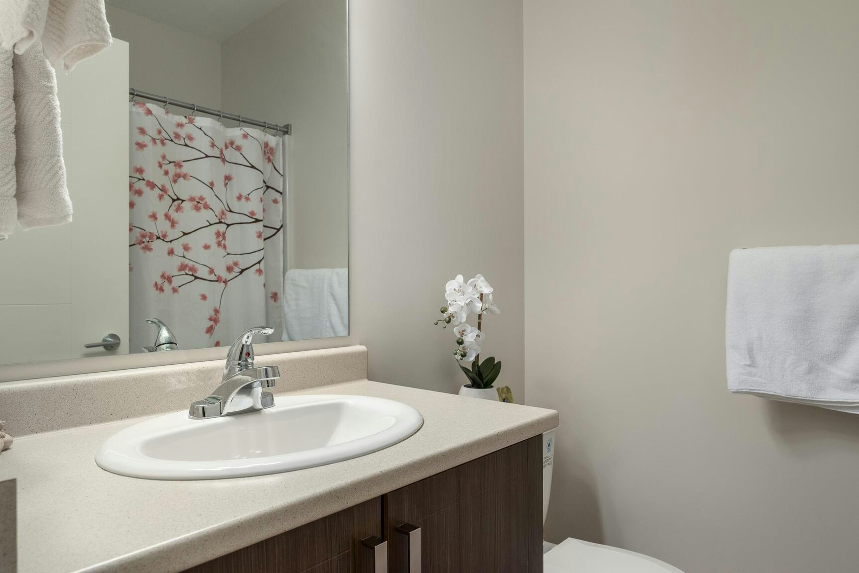 401-6330 Mcrobb Avenue, Nanaimo, BC, V9V 0A7 - 3