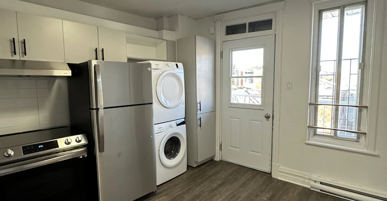 5558-5552 St. Laurent Boulevard, Montréal, QC, H2T 1S8 - 11