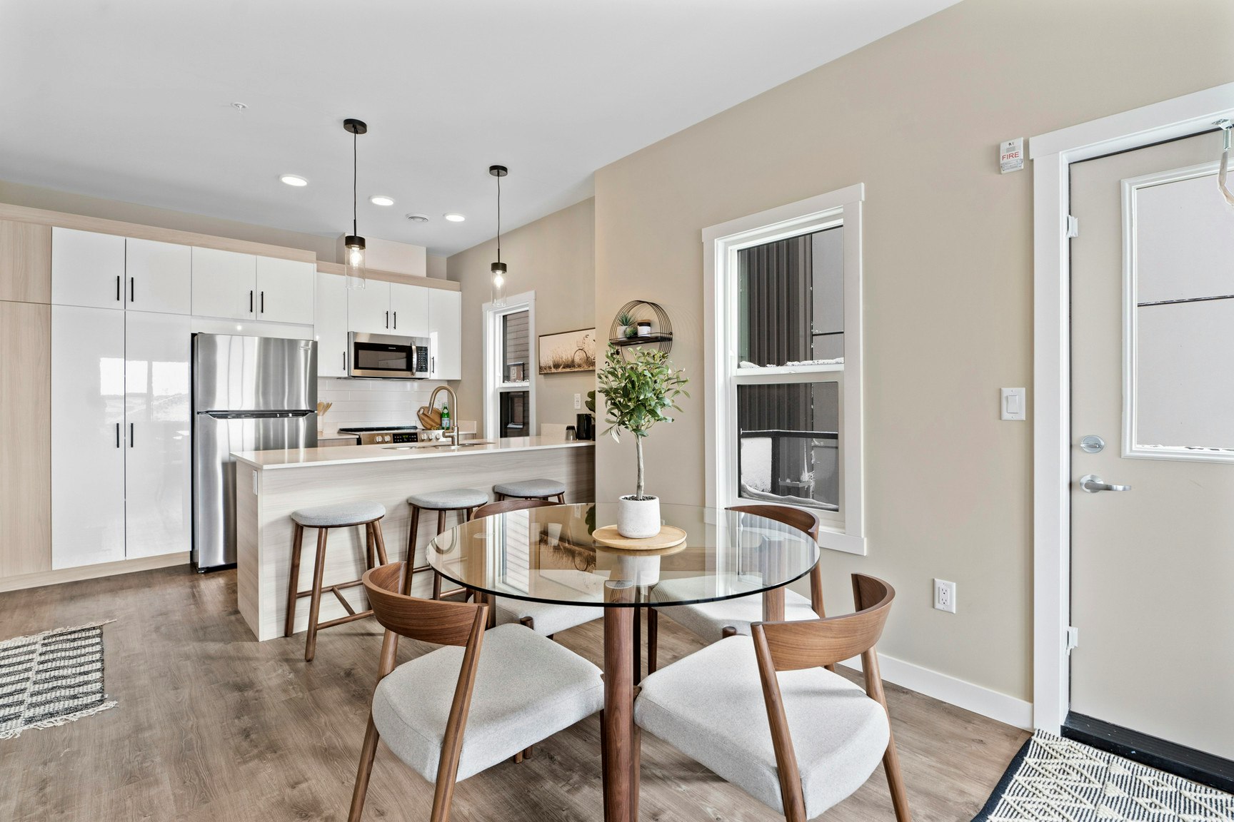 3971-113-3991 Spring Street, Regina, SK, S4V 3Z4 - 4