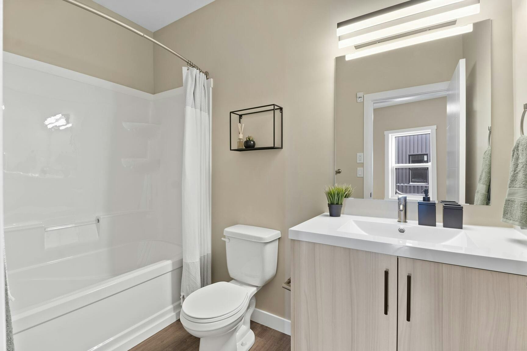 3971-113-3991 Spring Street, Regina, SK, S4V 3Z4 - 15