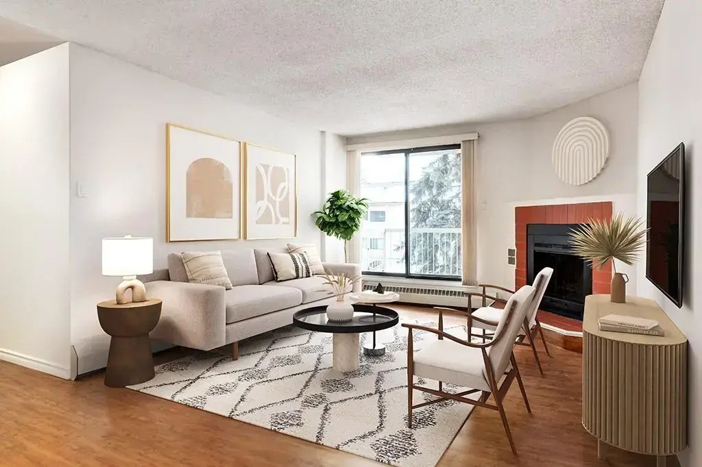 12453,  Woodview Drive SW, Calgary, AB, T2W 5G2