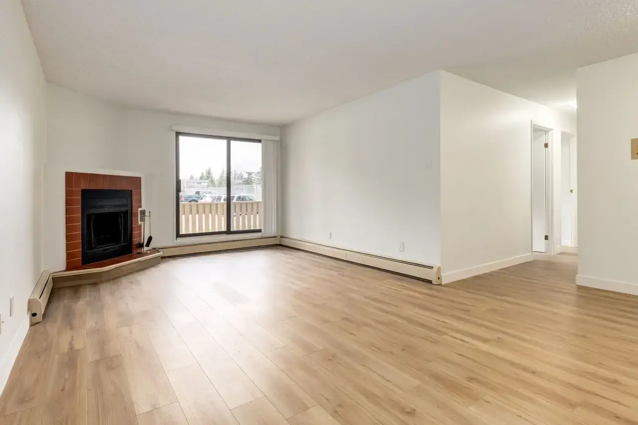1205-1825 Woodview Drive SW, Calgary, AB, T2W 5G2 - 3