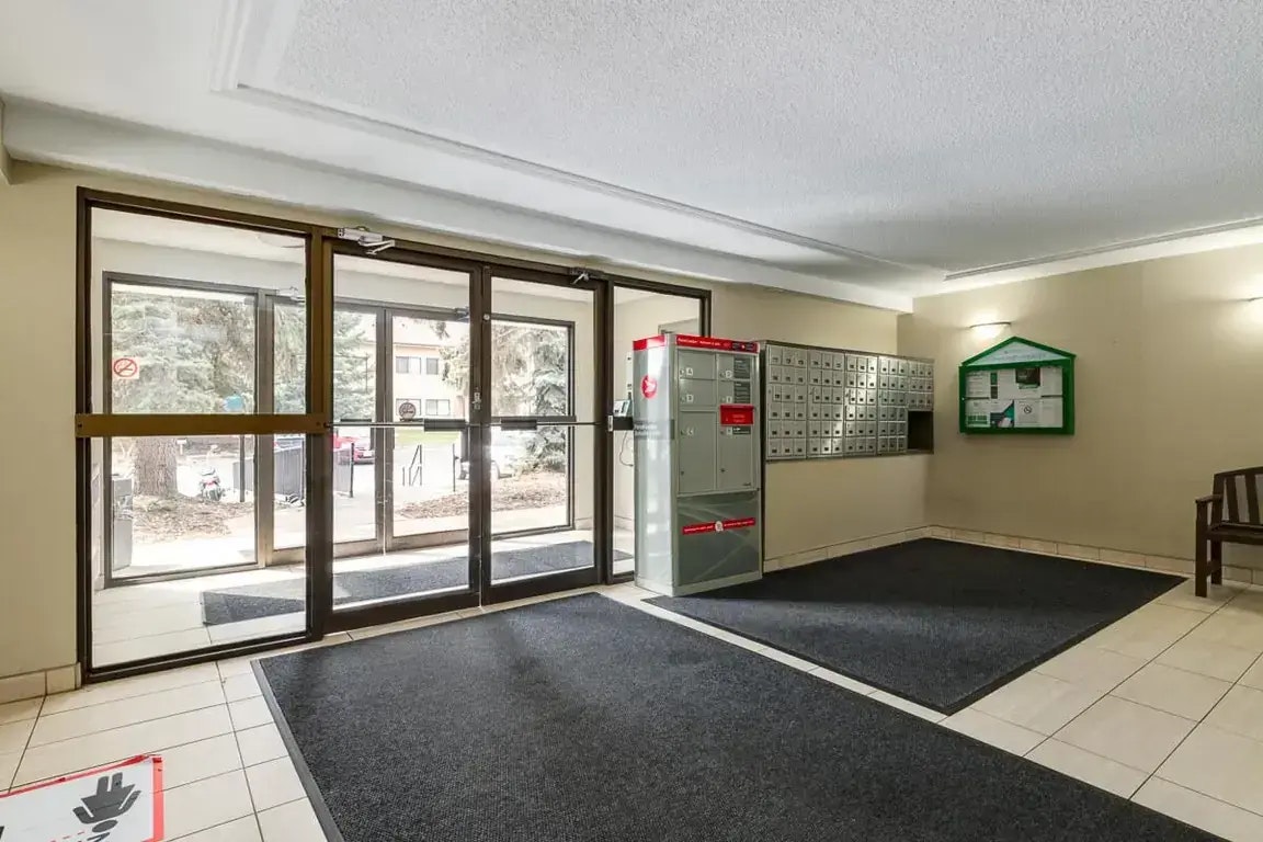 1205-1825 Woodview Drive SW, Calgary, AB, T2W 5G2 - 40