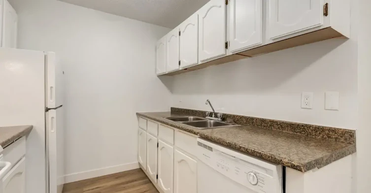 2302-1825 Woodview Drive SW, Calgary, AB, T2W 5G2 - 15