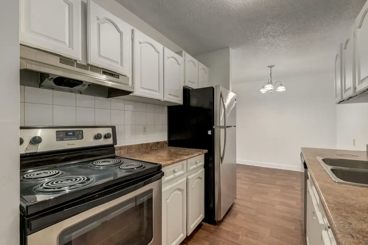 E117-3805 Marlborough Drive NE, Calgary, AB, T2A 5M1 - 9