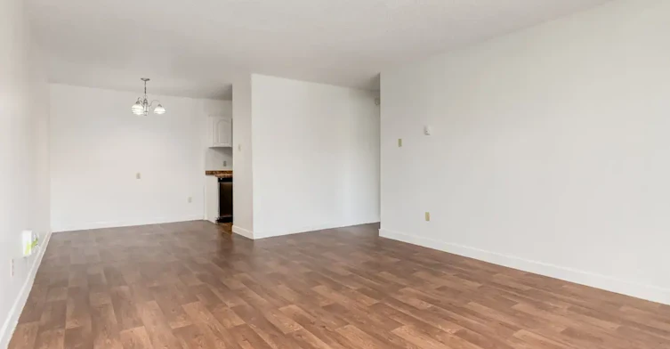 F117-3805 Marlborough Drive NE, Calgary, AB, T2A 5M1 - 3