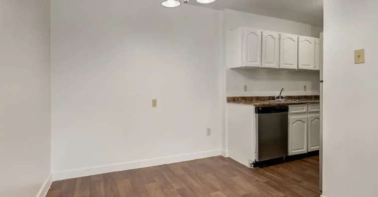 F117-3805 Marlborough Drive NE, Calgary, AB, T2A 5M1 - 5