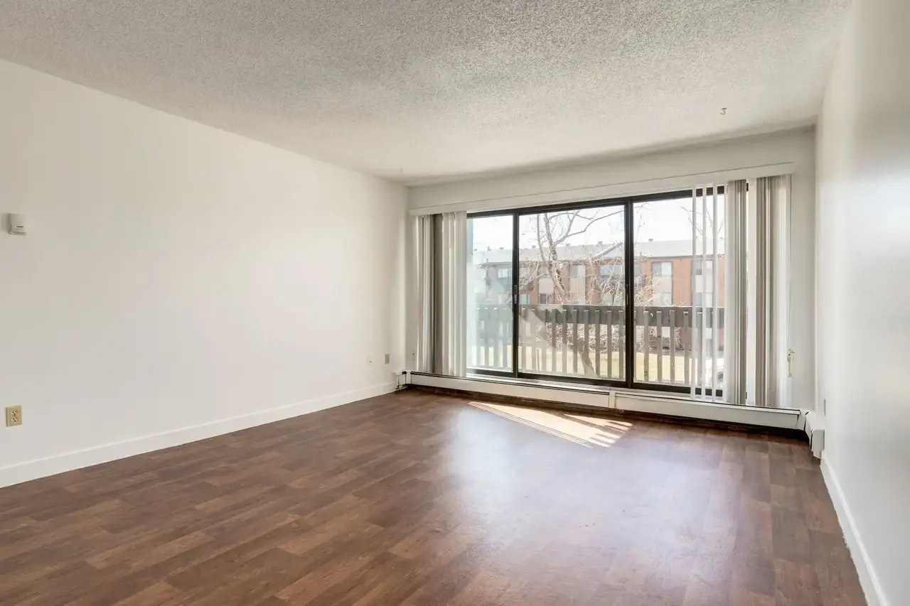 F117-3805 Marlborough Drive NE, Calgary, AB, T2A 5M1 - 2