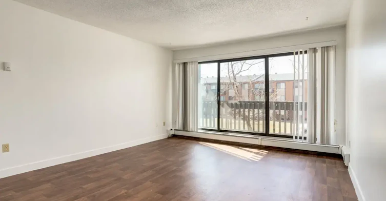 F117-3805 Marlborough Drive NE, Calgary, AB, T2A 5M1 - 2