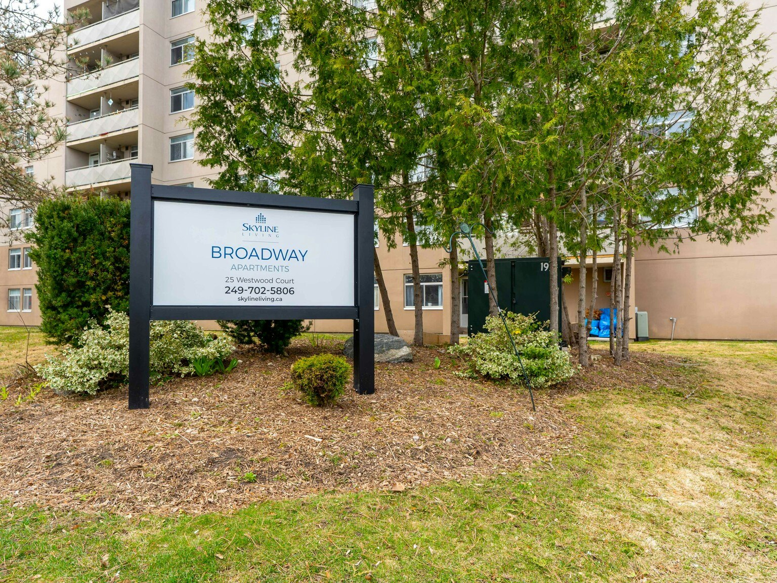 208-25 Westwood Court, Kawartha Lakes, ON, K9V 5A5 - 3