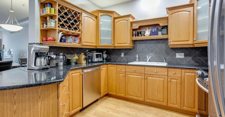 205-10178 117 Street, Edmonton, AB, T5K 2X9 - 20