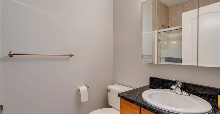 205-10178 117 Street, Edmonton, AB, T5K 2X9 - 23