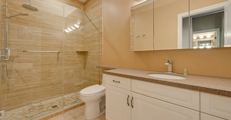 302-10178 117 Street, Edmonton, AB, T5K 2X9 - 23