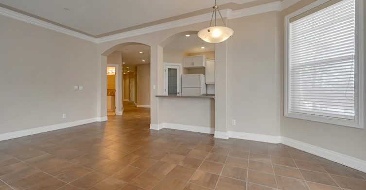 302-10178 117 Street, Edmonton, AB, T5K 2X9 - 5