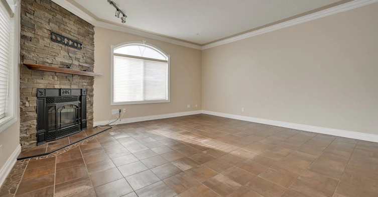 302-10178 117 Street, Edmonton, AB, T5K 2X9 - 8