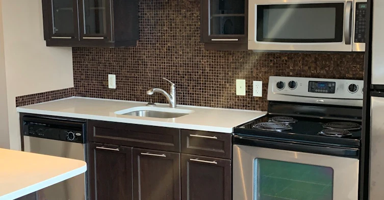 cat friendly -515 23 Avenue SW, Calgary, AB, T2S 0J4 - 6