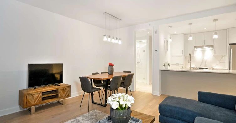 1600 Des Cascades Street West, Saint-Hyacinthe, QC, J2S 3H8 - 5