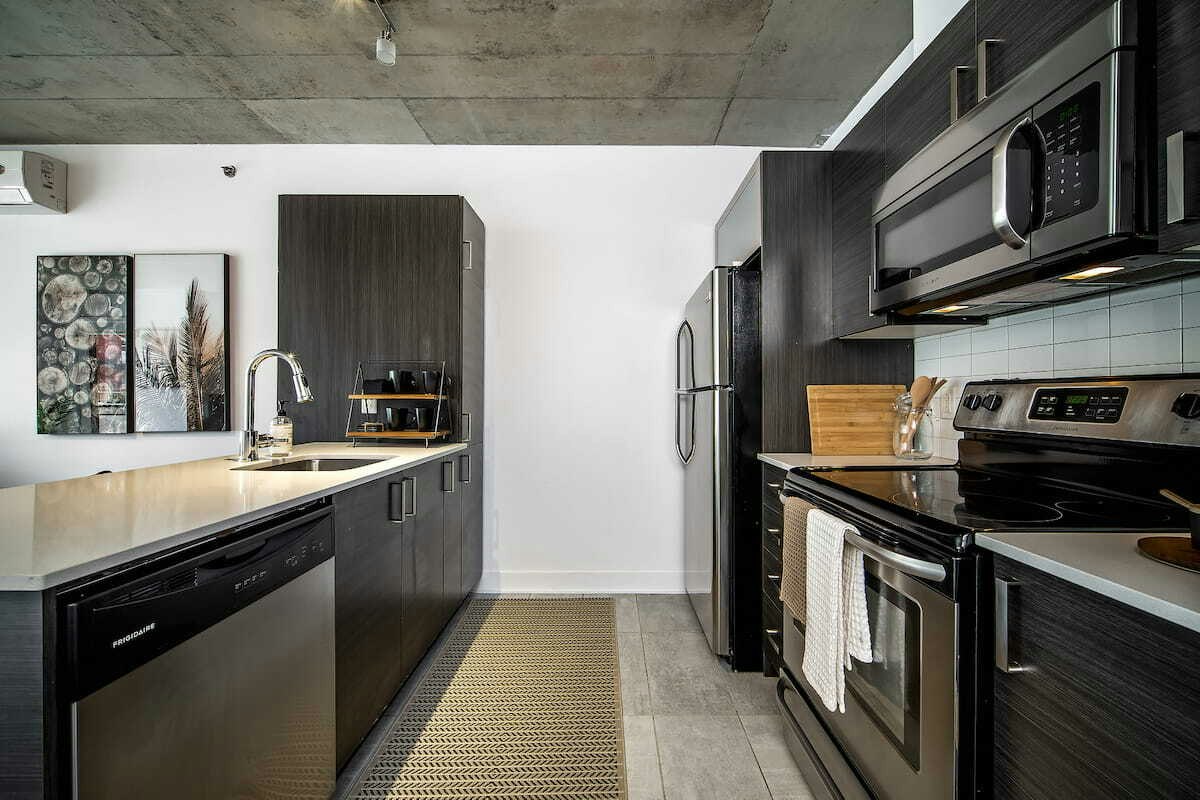 2130 Laforce Rue, Montréal, QC, H2K 0B9 - 12