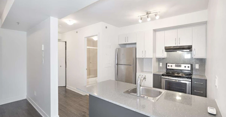6500 Decarie Boulevard, Montréal, QC, H3X 2K3 - 8