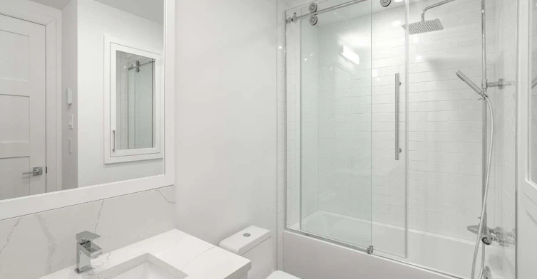 1555 Laval Boulevard, Laval, QC, H7S 0A4 - 8