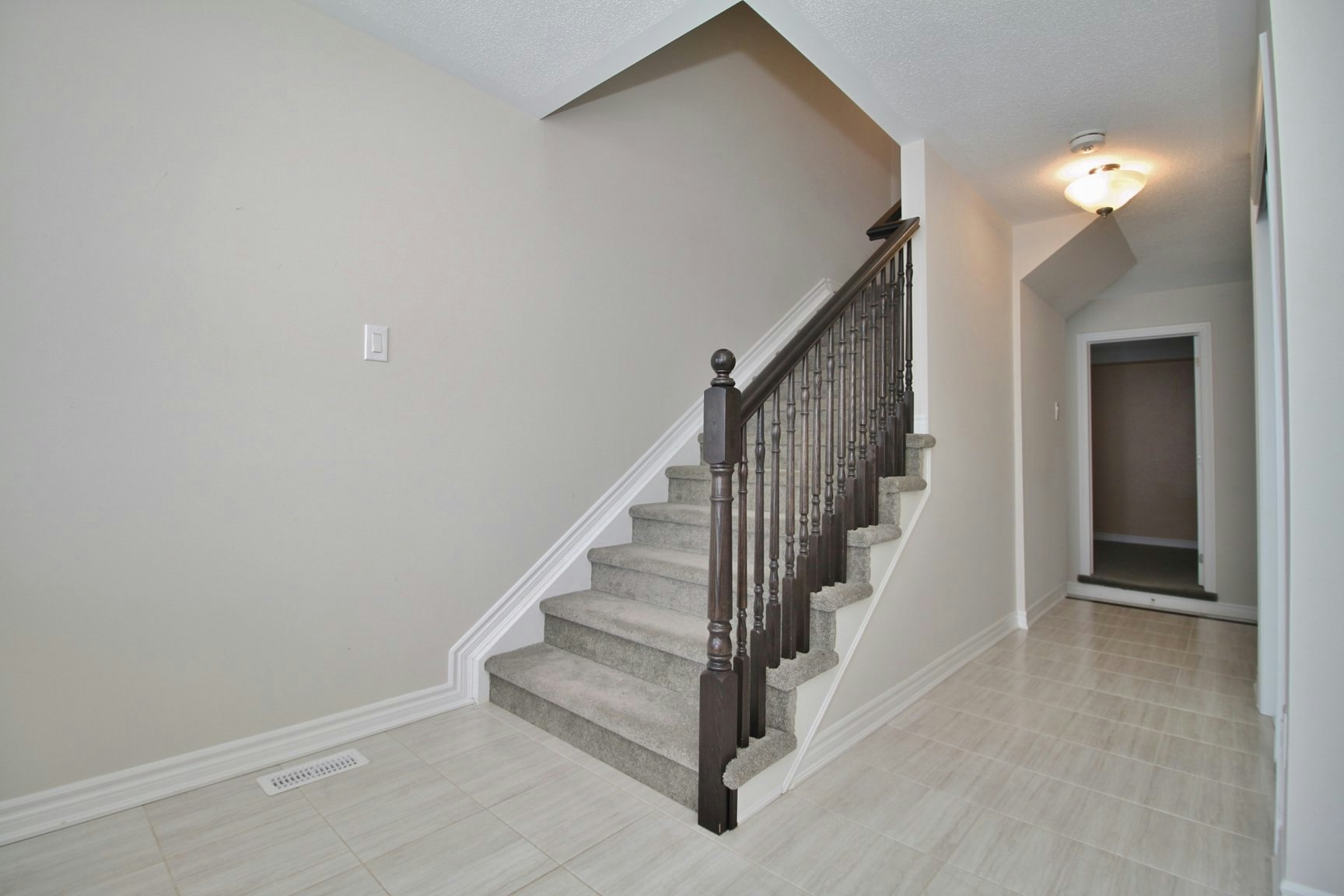 376 Aphelion Cr, Ottawa, ON, K2J 6N4 - 3
