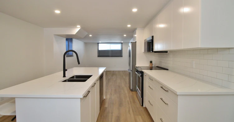 B-2138 Saunderson Drive, Ottawa, ON, K1G 2G2 - 5