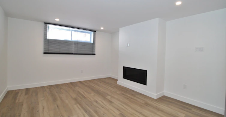 B-2138 Saunderson Drive, Ottawa, ON, K1G 2G2 - 9