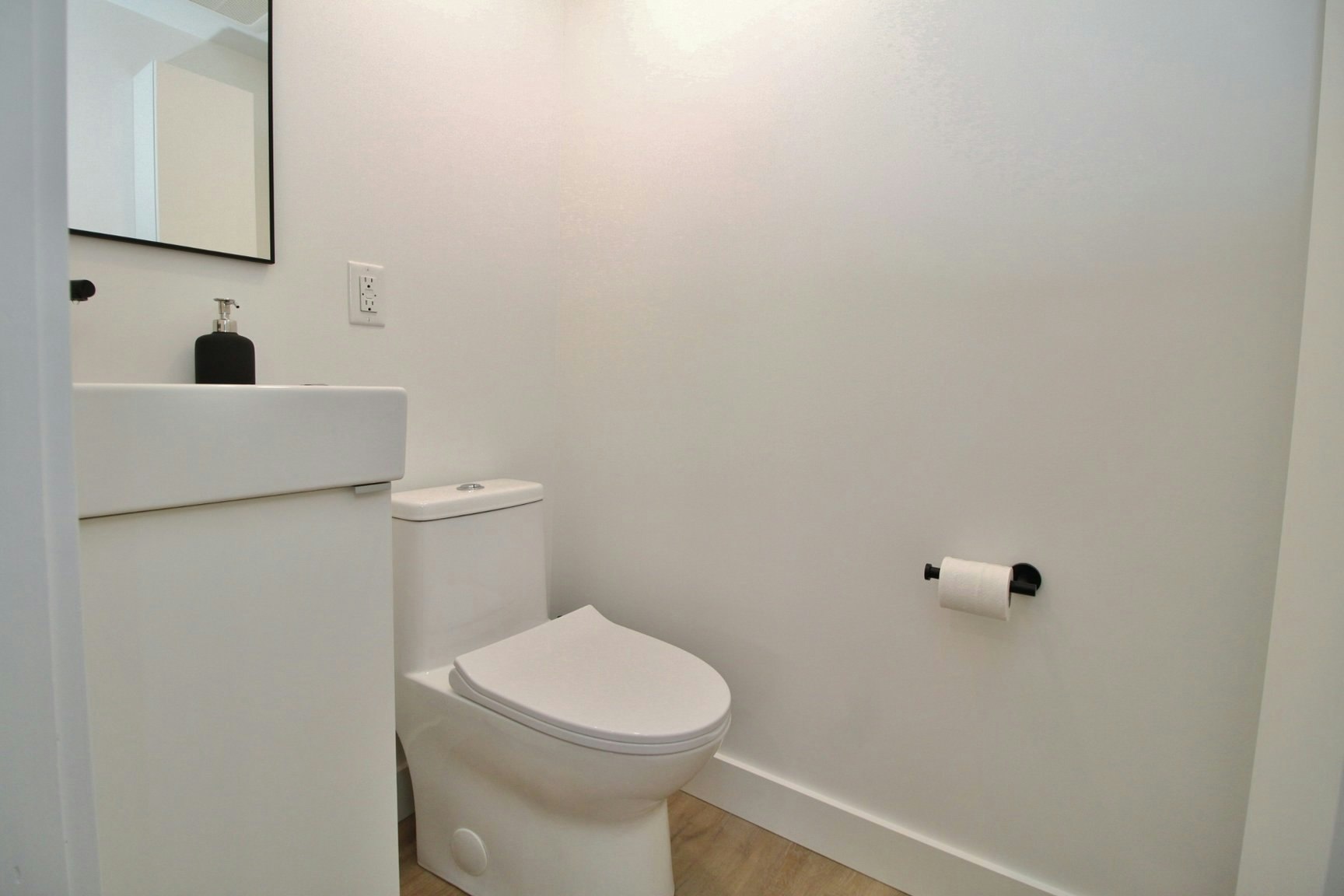 B-2138 Saunderson Drive, Ottawa, ON, K1G 2G2 - 11
