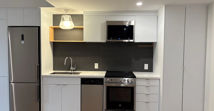 205-31 Queen Street, Dartmouth, NS, B2Y 0G5 - 2
