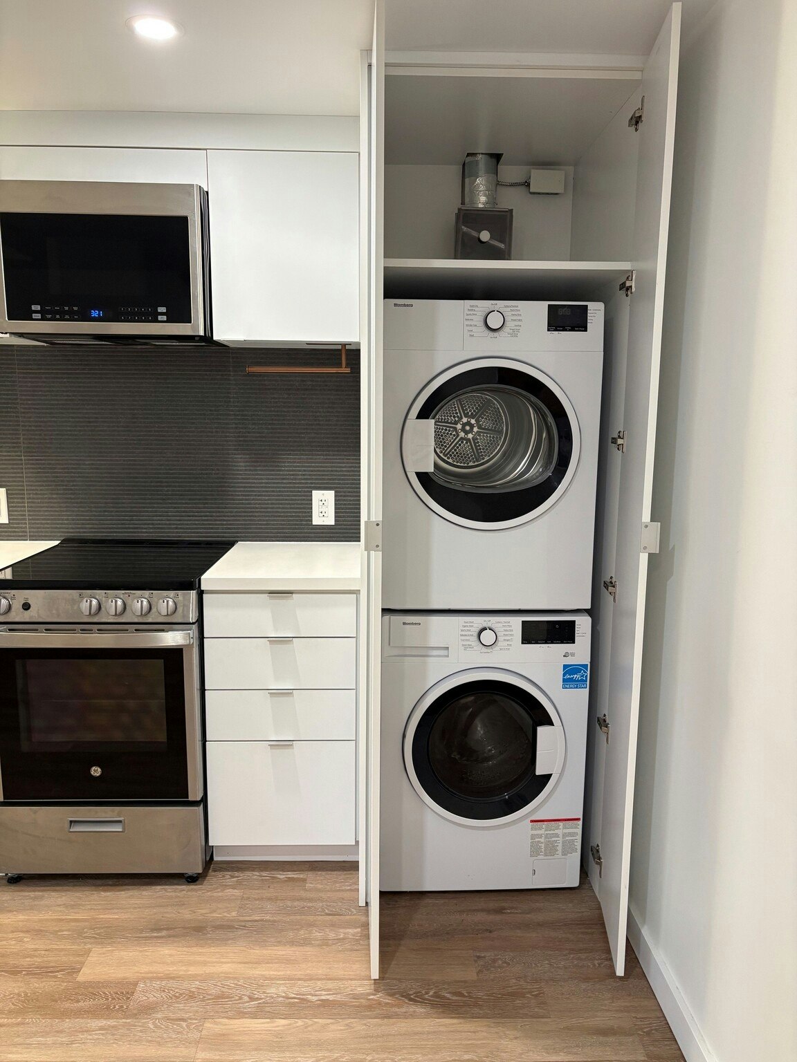 205-31 Queen Street, Dartmouth, NS, B2Y 0G5 - 3