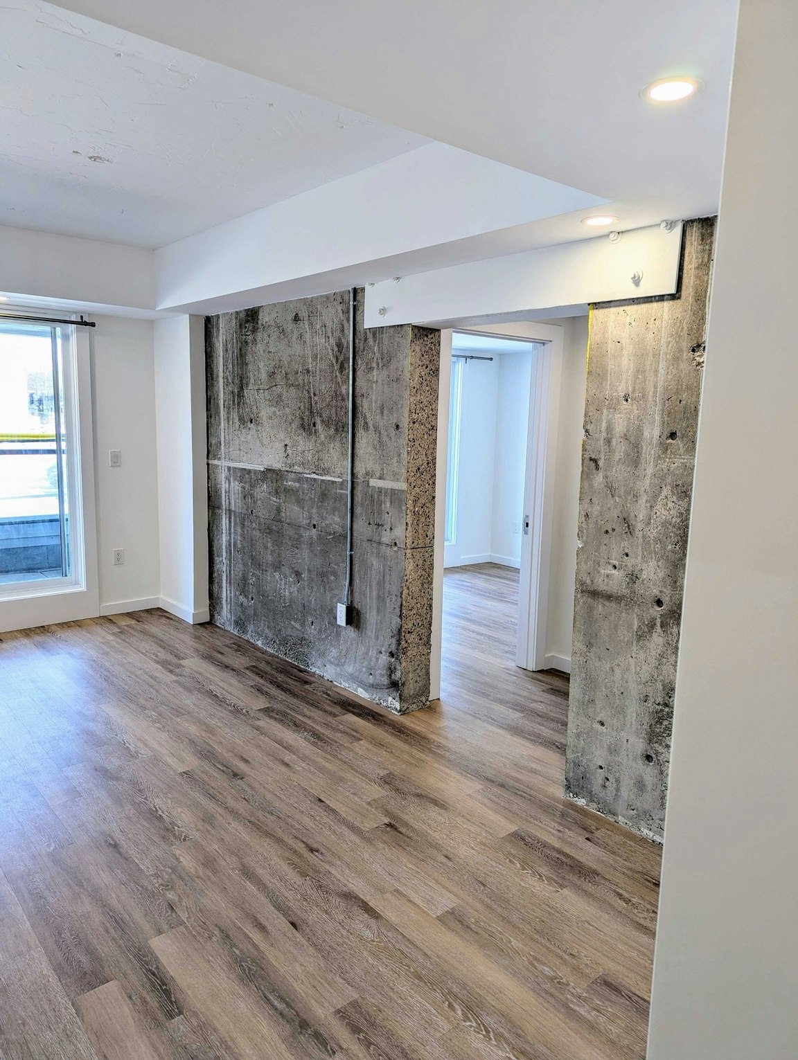 303-31 Queen Street, Dartmouth, NS, B2Y 0G5 - 2