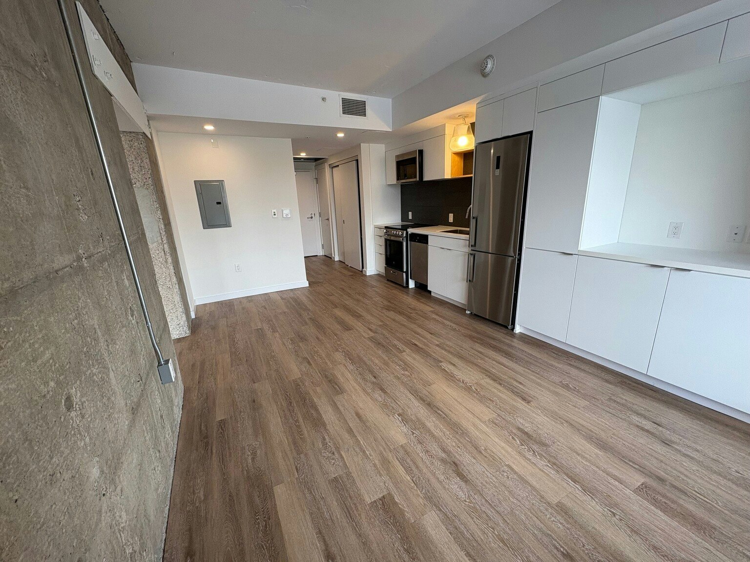 303-31 Queen Street, Dartmouth, NS, B2Y 0G5 - 3