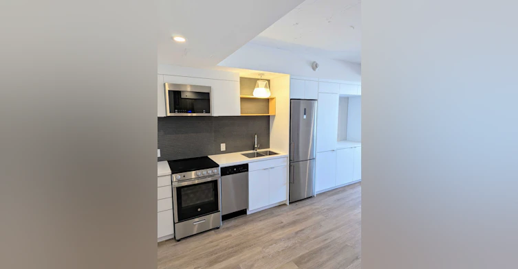 303-31 Queen Street, Dartmouth, NS, B2Y 0G5