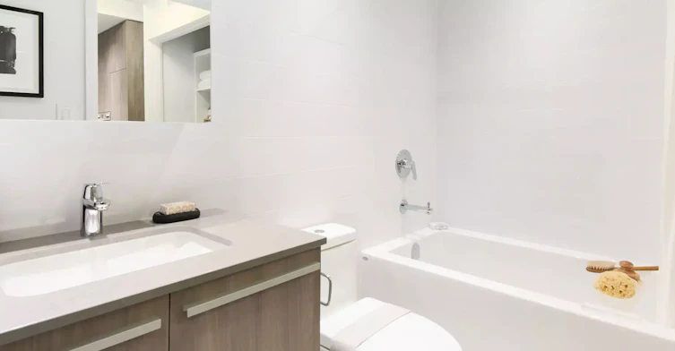 1820 Willingdon Avenue, Burnaby, BC, V5C 0K5 - 30