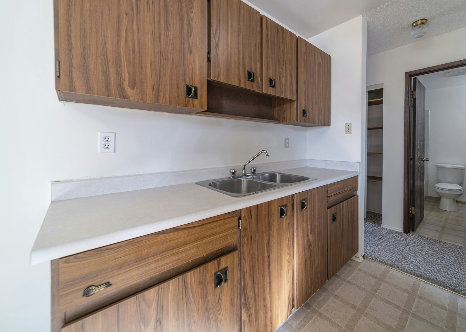 1101 14 Street, Wainwright, AB, T9W 1E8