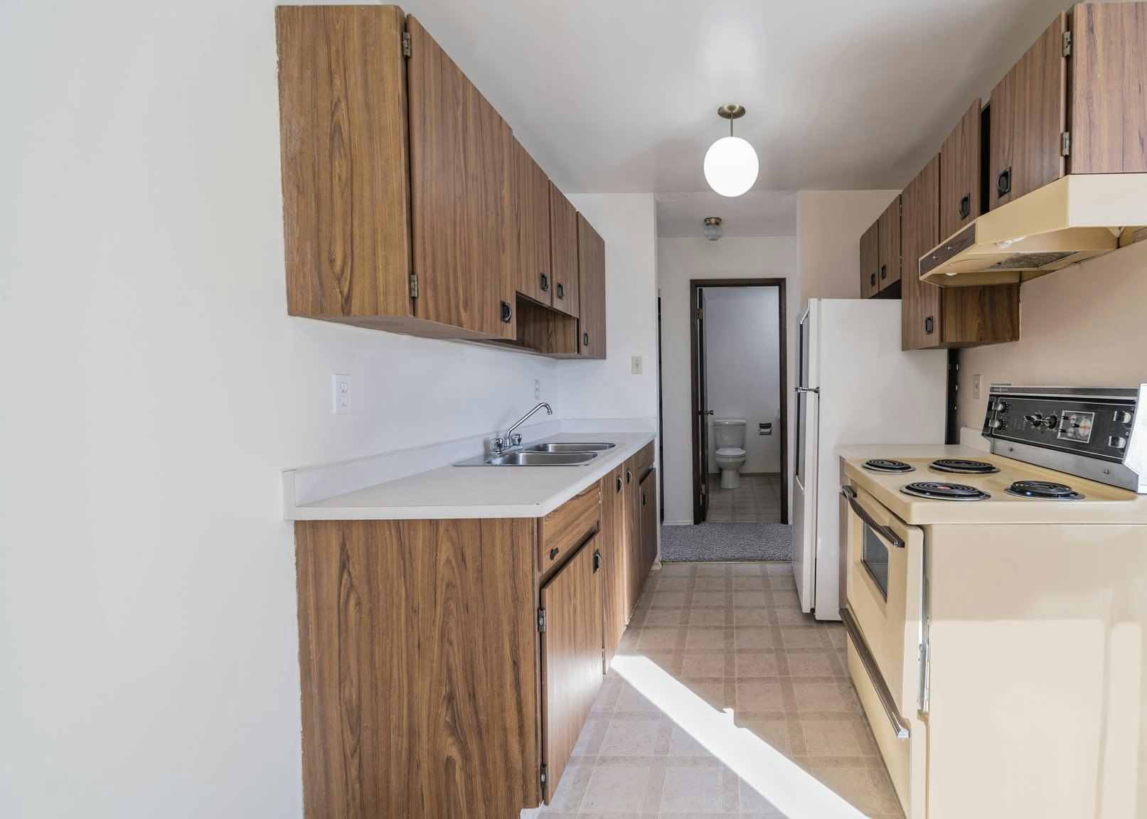 1101 14 Street, Wainwright, AB, T9W 1E8 - 5