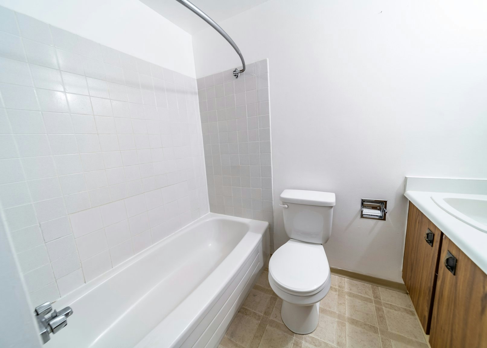 1101 14 Street, Wainwright, AB, T9W 1E8 - 17