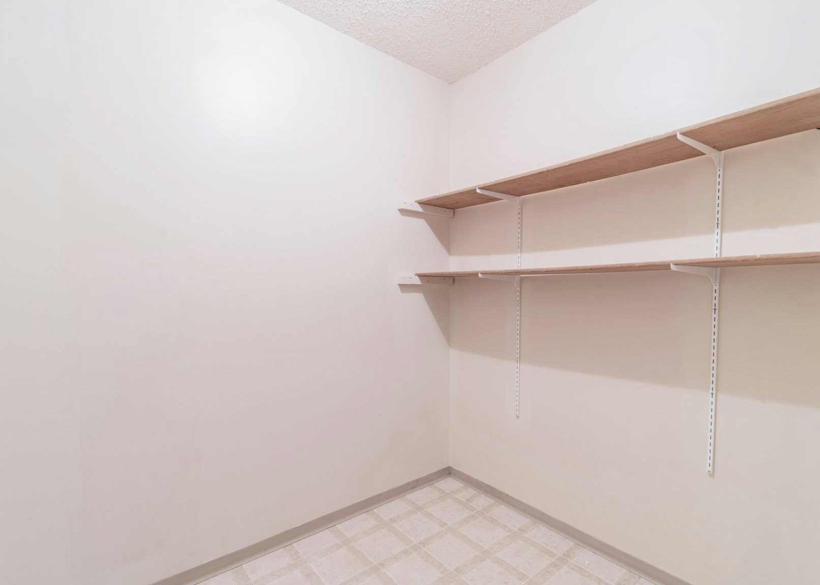 1101 14 Street, Wainwright, AB, T9W 1E8 - 18