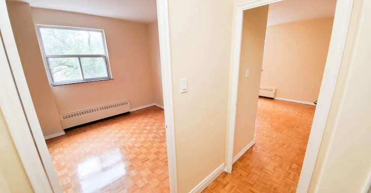 114-21 Mayfair Avenue, Toronto, ON, M5N 2N5 - 6