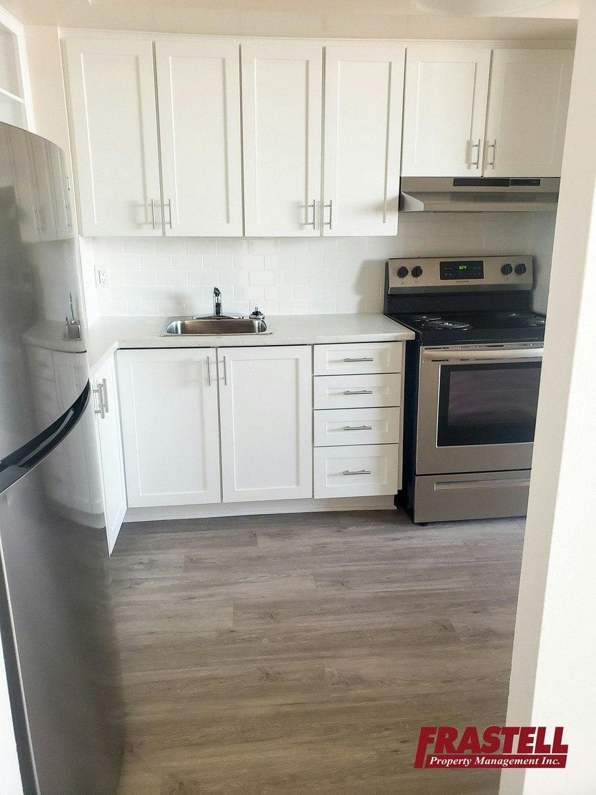 465 Richmond Road, Ottawa, ON, K2A 1Z1 - 3