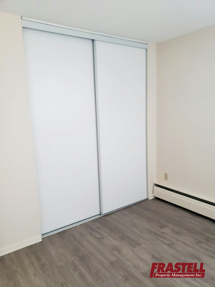 465 Richmond Road, Ottawa, ON, K2A 1Z1 - 8